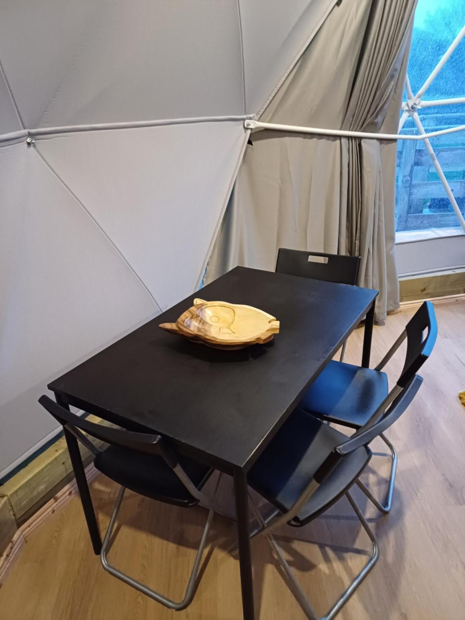 Little River Glamping Ballymoney Exteriör bild